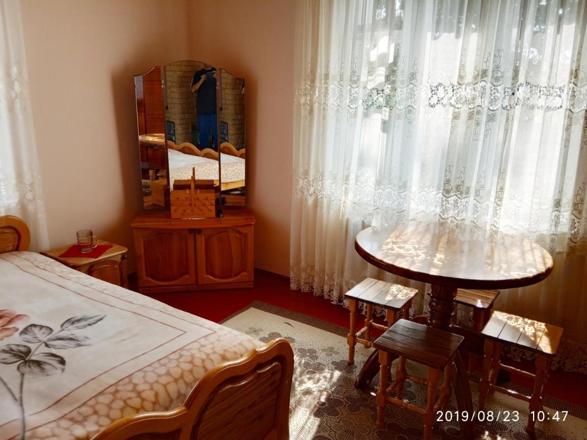 Bat'Kivska Hata Stari Kuty Exteriér fotografie